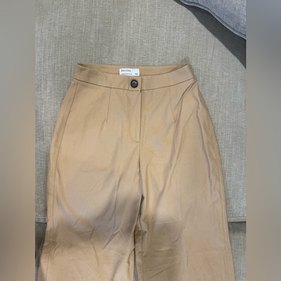 Bershka tailored women’s flowy pant, size US 4 - Picture 3 of 5